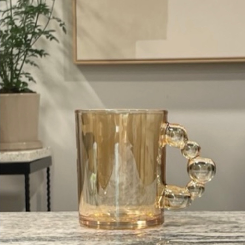 Bubble handle mug - Amber glass - beautiful organic modern 1 mug